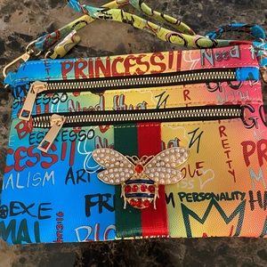 Stylish handbag. Never worn.